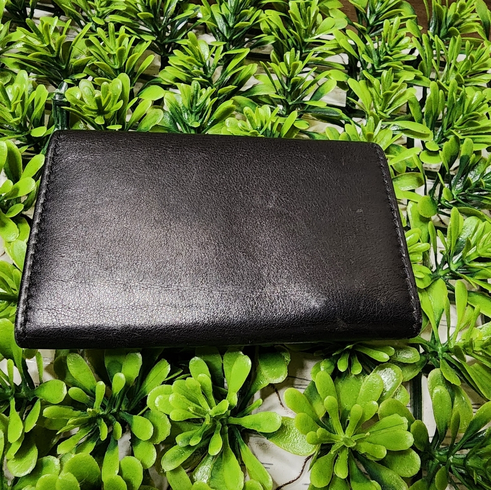 EUC Gucci Key Holder Card Case - Picture 2 of 12